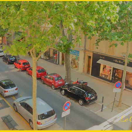 Le Craponne - Magnifique Appartement Cours Principal Plein Centre Avec Parking Salon-de-Provence Zewnętrze zdjęcie